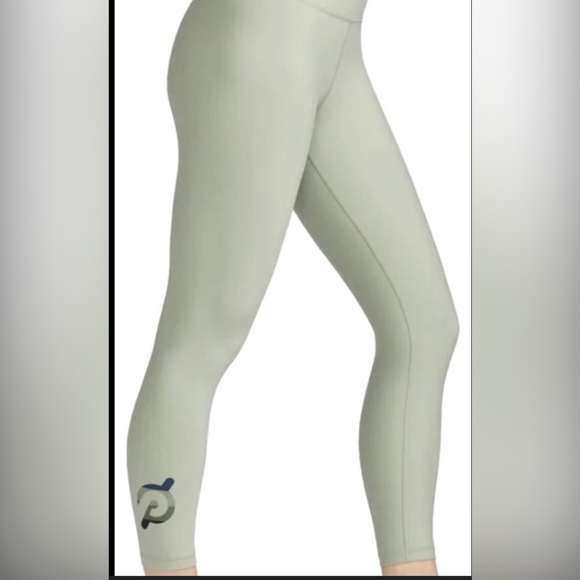 Peloton Green Sage Cadence Workout Activewear - Picture 1 of 4